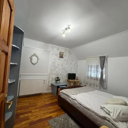 Amandra Chalet-3